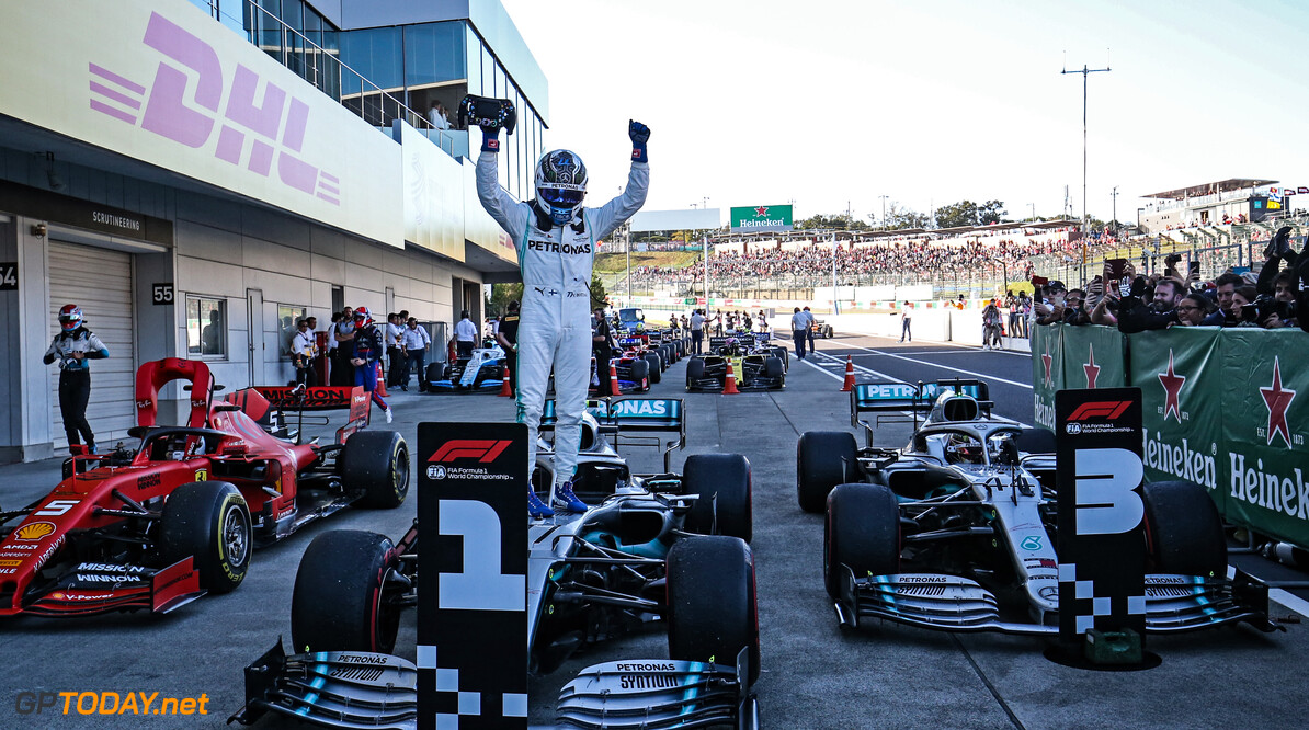Wolff: Second pit stop for Hamilton a 50/50 call