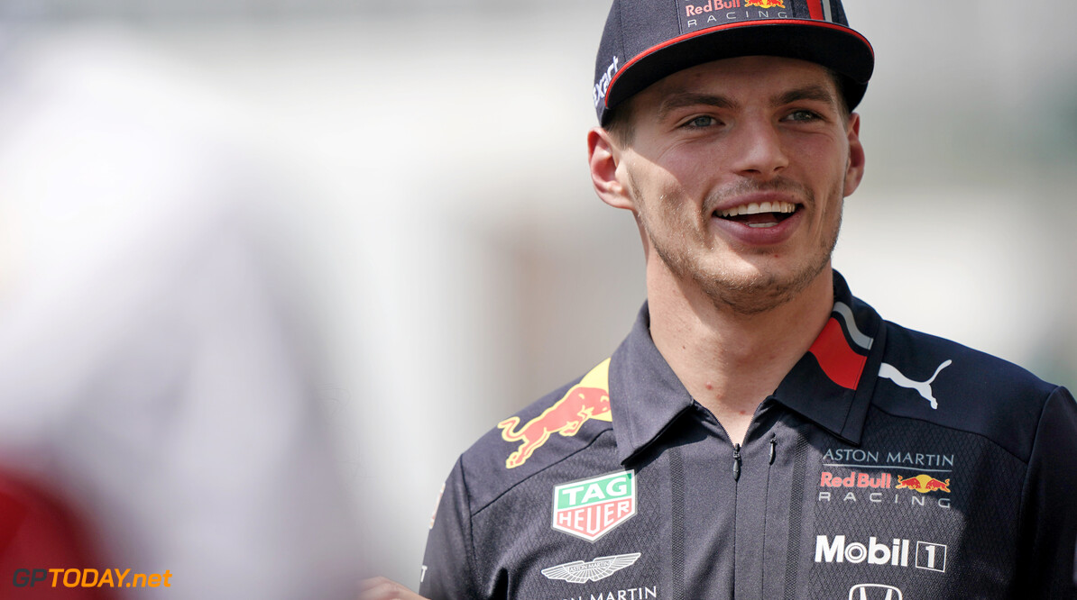 Max Verstappen voelt weinig voor elektrische F1: "Ik hou van brandstof"