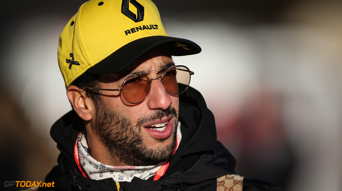 Midfield battle 'tight and sometimes frustrating' - Ricciardo