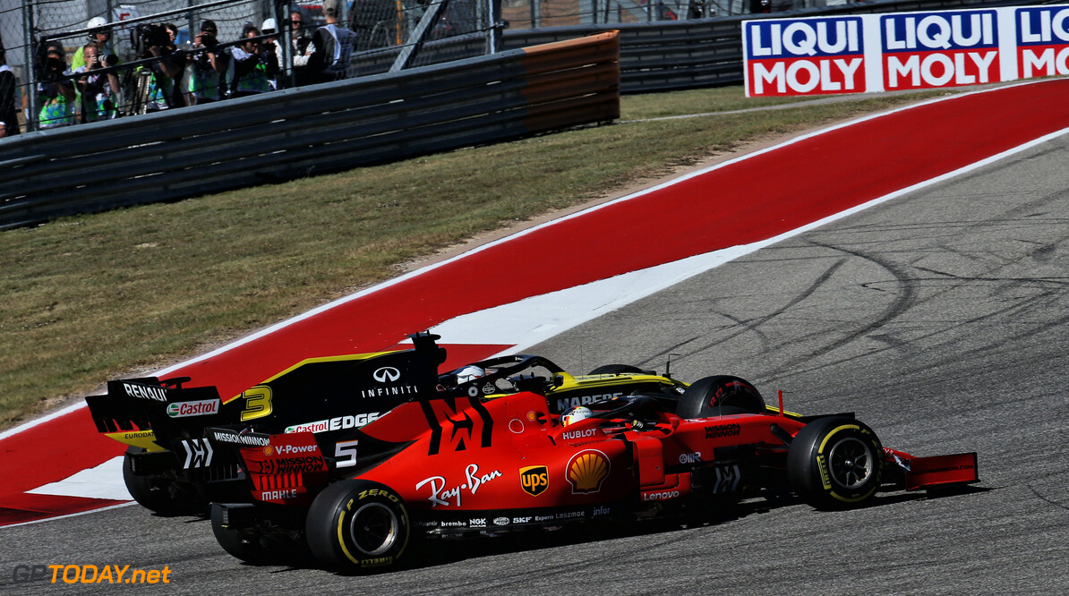 Vettel en Ferrari tasten in duister over oorzaak kapotte achterwielophanging
