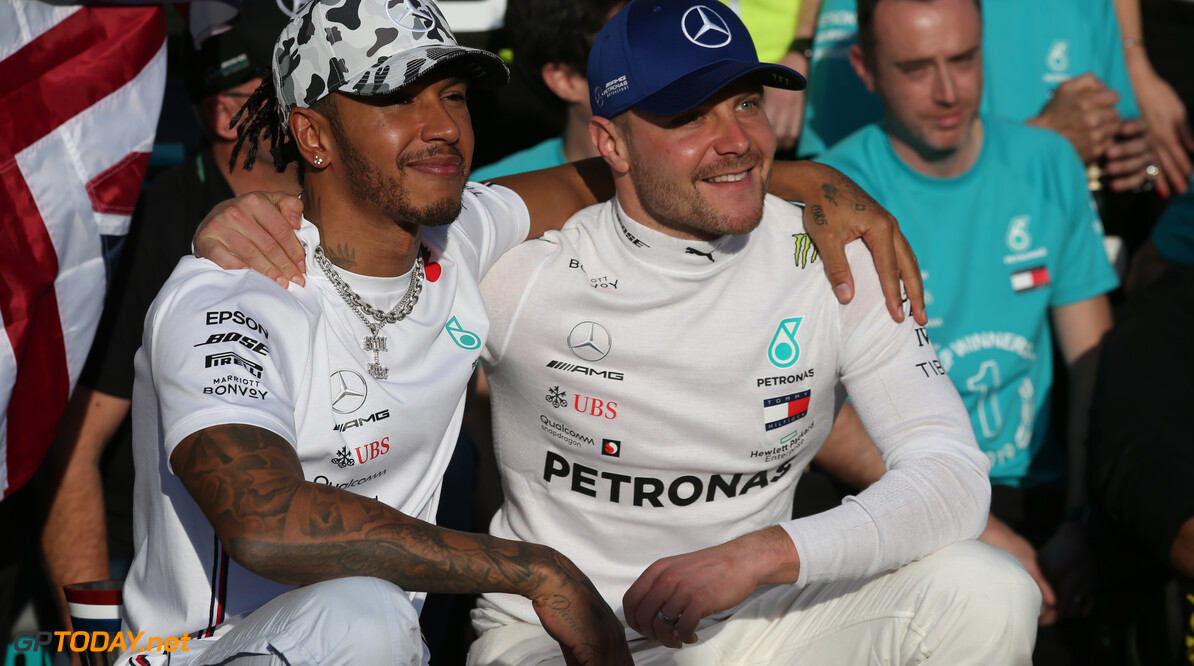 Formula One World Championship
2nd place Lewis Hamilton (GBR) Mercedes AMG F1 W10 and new world champion and Valtteri Bottas (FIN) Mercedes AMG F1 W10 celebrate with the team.
03.11.2019. Formula 1 World Championship, Rd 19, United States Grand Prix, Austin, Texas, USA, Race Day.
- www.xpbimages.com, EMail: requests@xpbimages.com (C) Copyright: Batchelor / XPB Images
Motor Racing - Formula One World Championship - United States Grand Prix - Race Day - Austin, USA
XPB Images
Austin
USA

Formel1 Formel F1 Formula 1 Formula1 GP Grand Prix one Circuit of The Americas November COTA Texas USA United States of America Sunday 03 3 11 2019 Podium Portrait