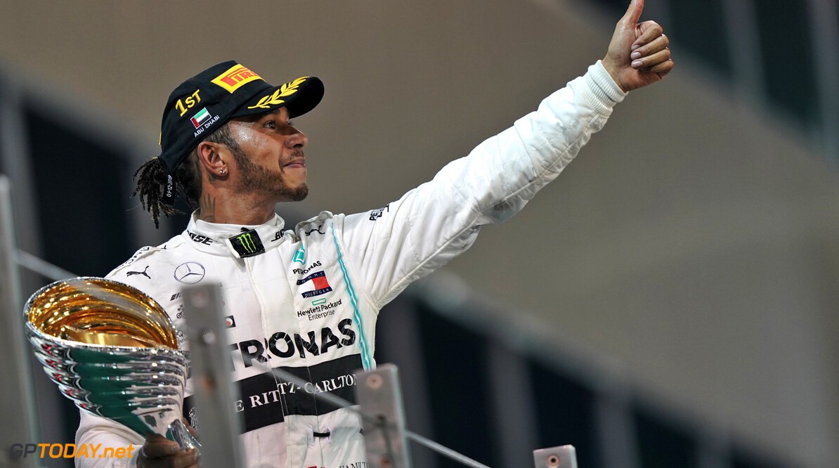 Hamilton bevestigt 'kleine valpartij' tijdens test op MotoGP-Yamaha