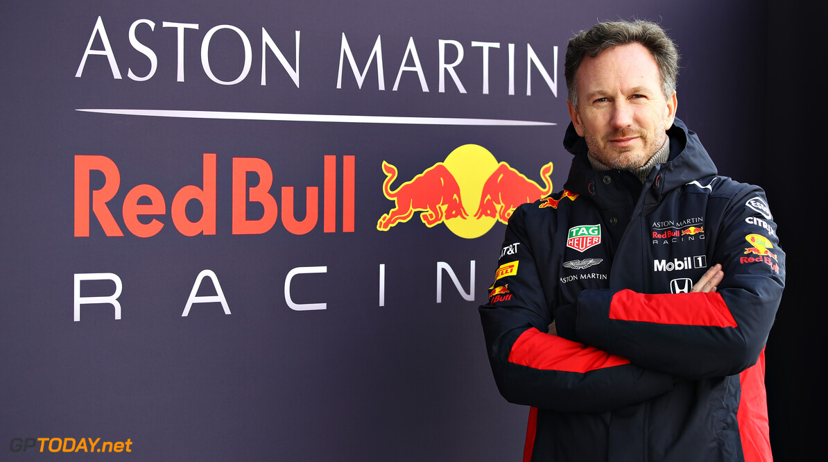 Red Bull-teambaas: "Hamilton wordt door Mercedes voorgetrokken"