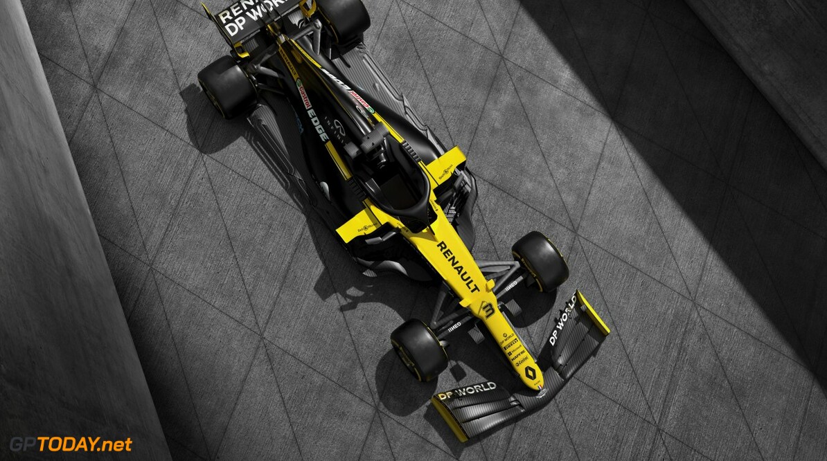 <b>Foto's</b>: Renault toont weinig vernieuwde kleuren van RS20 in pitstraat Melbourne