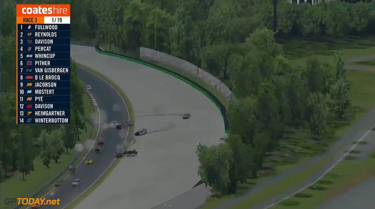<b>Video: </b>Chaos during the Supercars ESeries at Monza