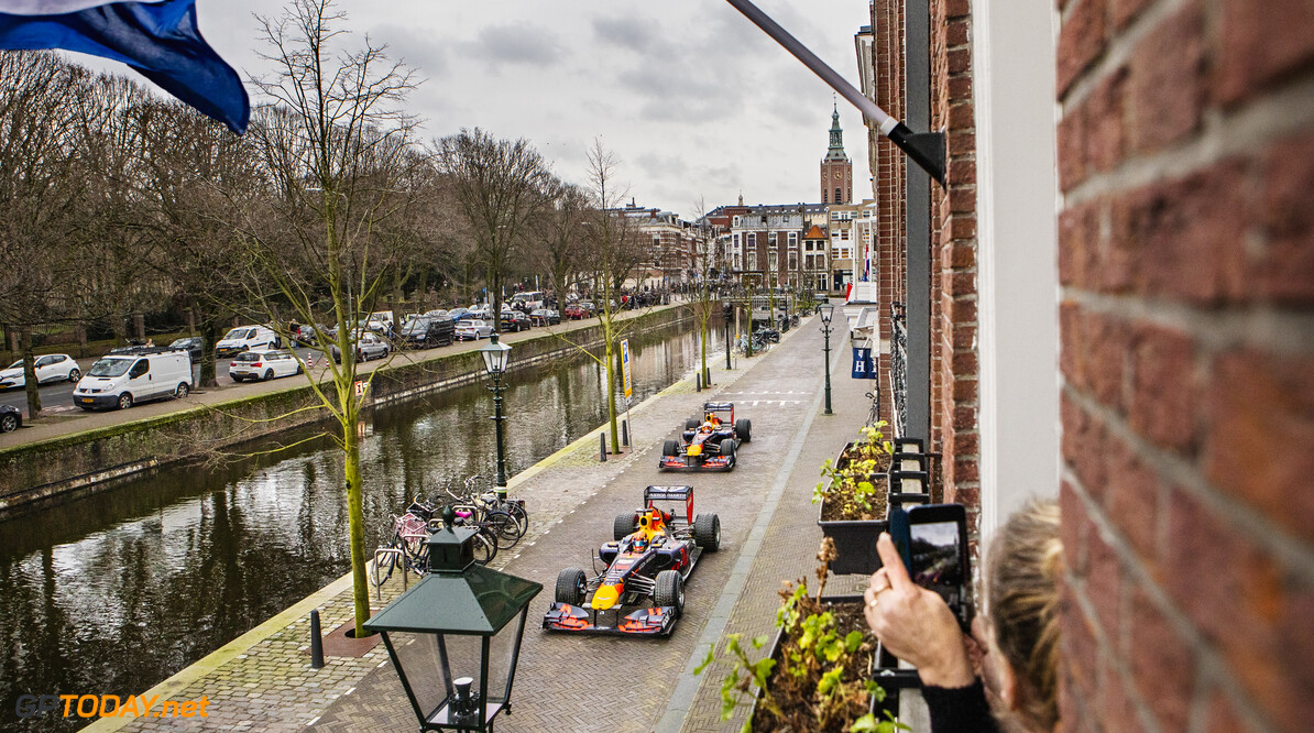 Max Verstappen and Alexander Albon perform during The Dutch Road Trip in The Hague, Netherlands on January 27, 2020 // Rutger Pauw / Red Bull Content Pool // AP-23Q7EW7CS1W11 // Usage for editorial use only // 
Max Verstappen and Alexander Albon




AP-23Q7EW7CS1W11