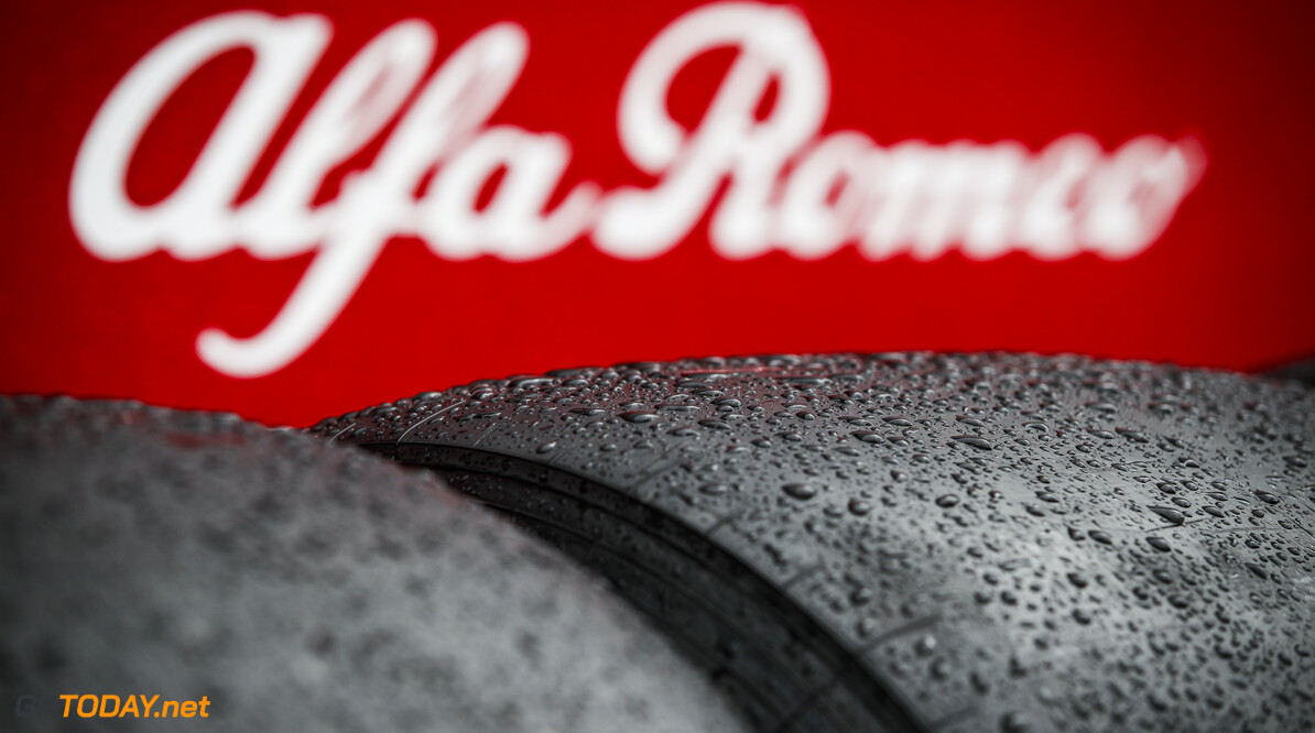 Alfa Romeo sluit niet uit te stoppen met Ferrari-samenwerking