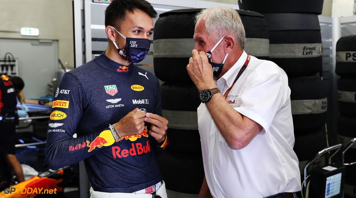 Hamilton belde Marko: "Hij vroeg mij om Alex Albon naast Max Verstappen te zetten"