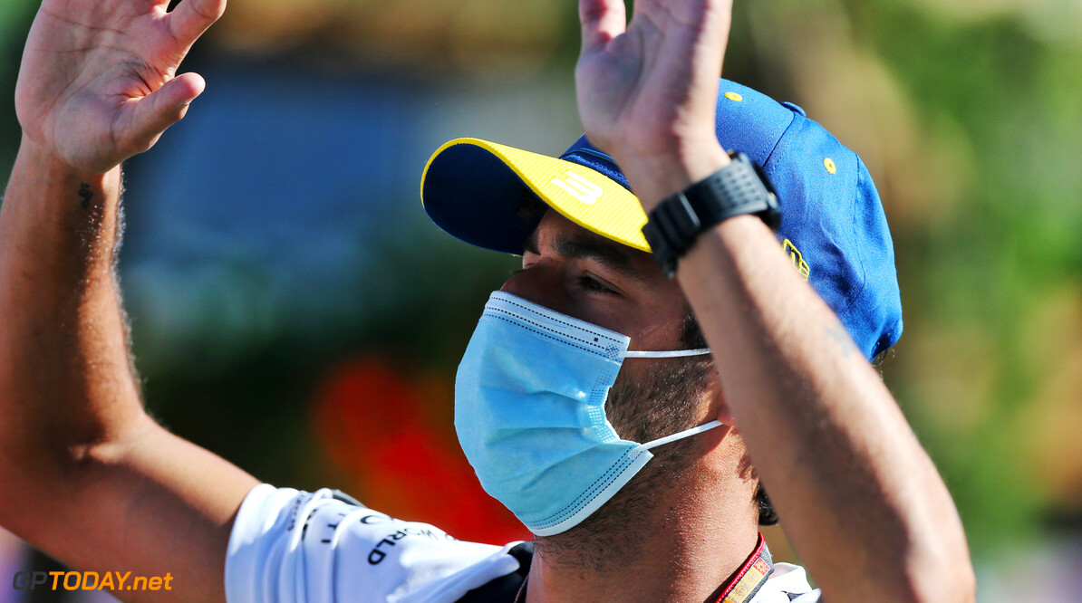 <b>Video: </b>Daniel Ricciardo crasht tijdens VT2 in Oostenrijk