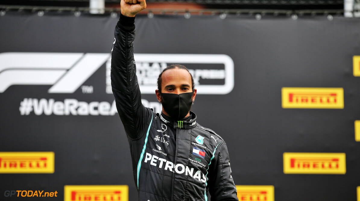 Flavio Briatore: "Ook Lewis Hamilton trekt Ferrari niet uit deze crisis"