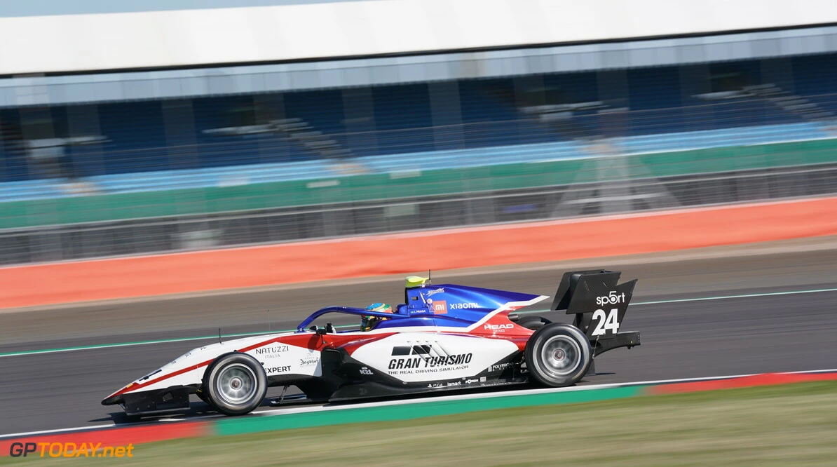 FIA Formula 3 Championship
Igor Fraga (BRA) Charouz Racing System.

31.07.2020. FIA Formula 3 Championship, Rd 4, Silverstone, England, Friday.

- www.xpbimages.com, EMail: requests@xpbimages.com Copyright: XPB Images
Motor Racing - FIA Formula 3 Championship - Friday - Silverstone, England
xpbimages.com
Silverstone
England

July F3 Formula 3 Formula Three Friday Silverstone Circuit England Britain Great Britain GB United Kingdom UK 31 07 7 2020 Action Track