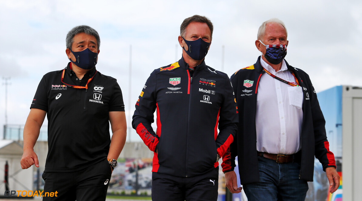 Red Bull-bazen onthullen: exit uit F1 kan altijd  via een achterdeurtje