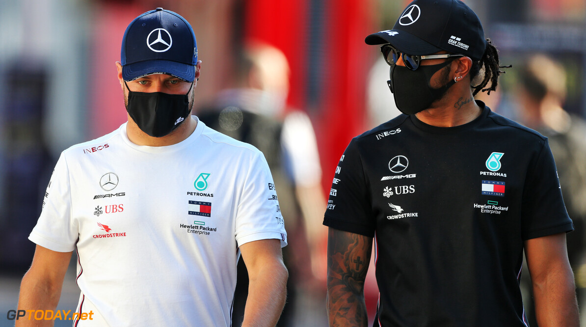 Lewis Hamilton verbreekt baanrecord op Monza