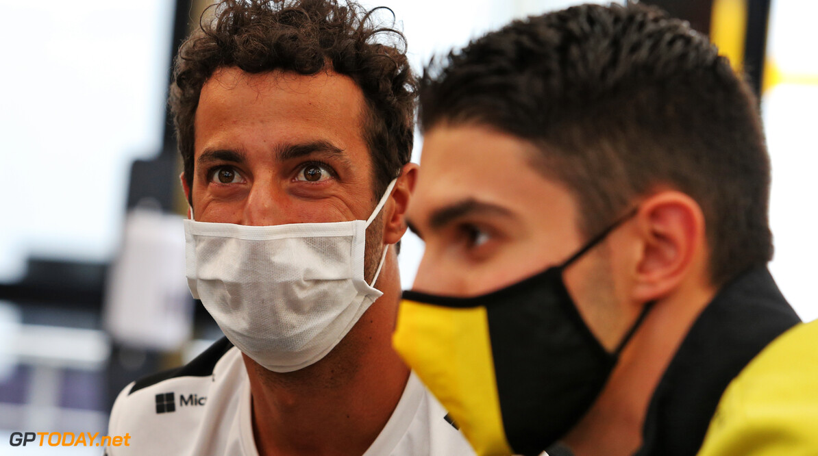 Daniel Ricciardo baalt: vijfde startplek misgelopen na gele vlaggen door spin van Ocon