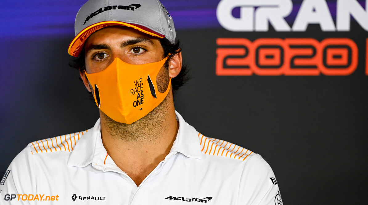 Sainz boos op FIA: "Er zit geen logica in het testbeleid"