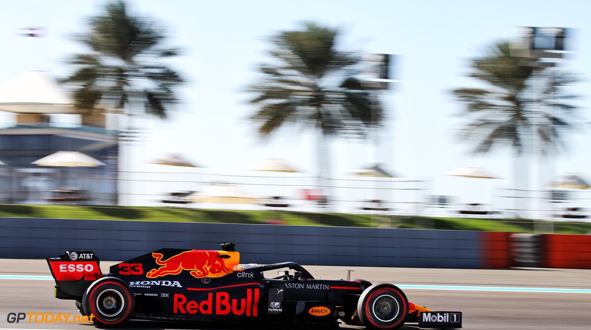 Max Verstappen wisselt versnellingsbak voor de zaterdag in Abu Dhabi
