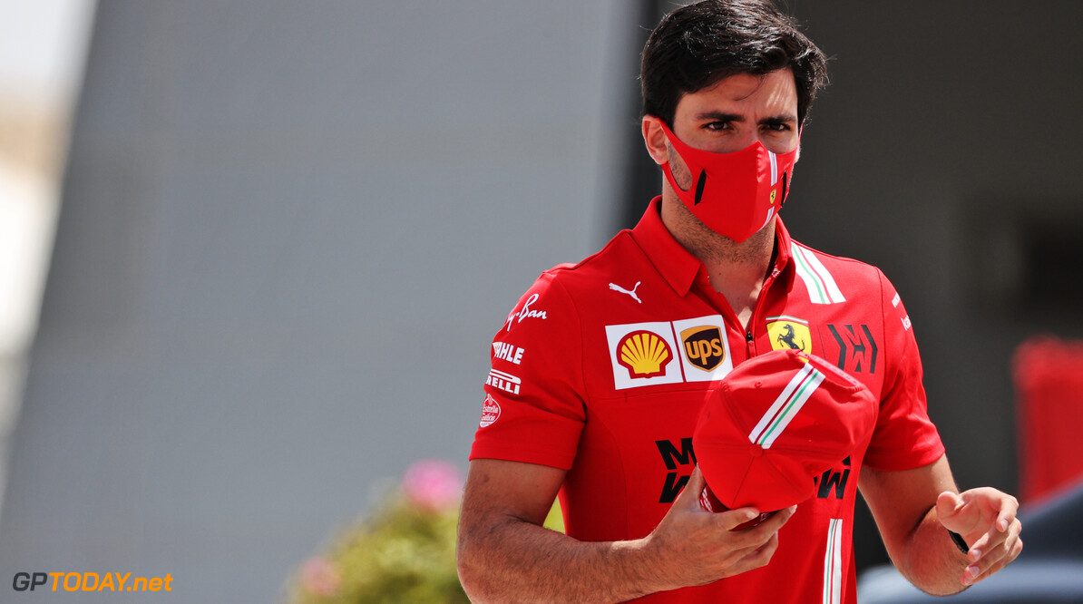 Sainz over Ferrari-debuut: "Ik heb mezelf altijd al in dit team ingebeeld"