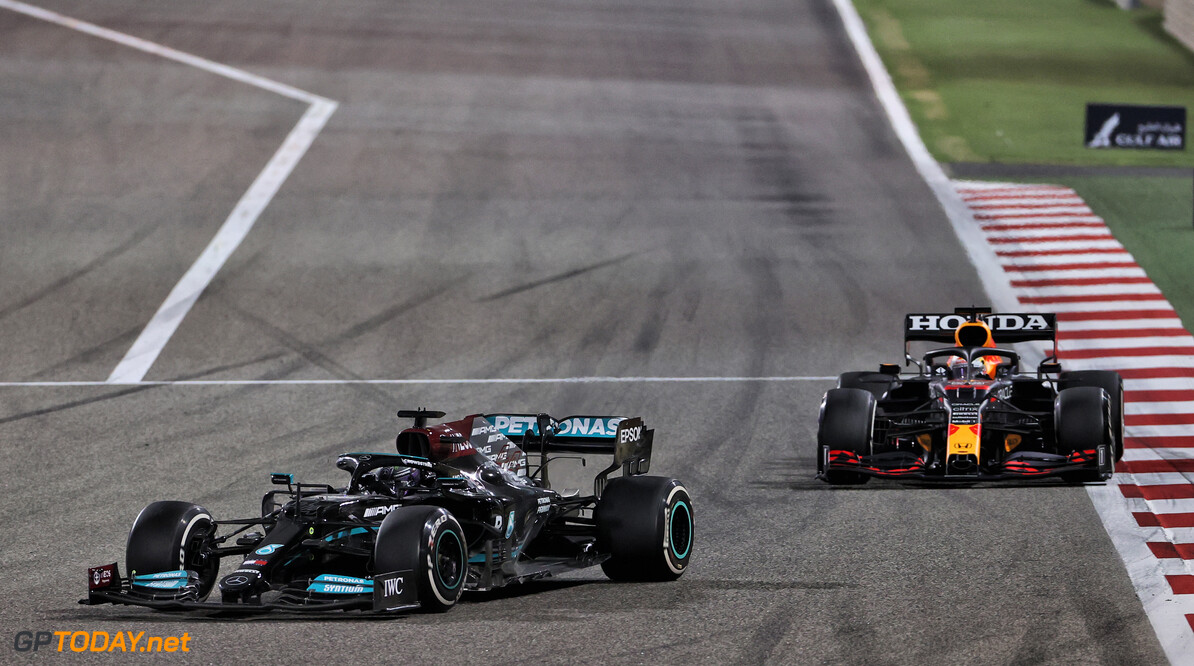 FIA-wedstrijdleider Michael Masi geeft uitleg over track limits van Hamilton en Verstappen
