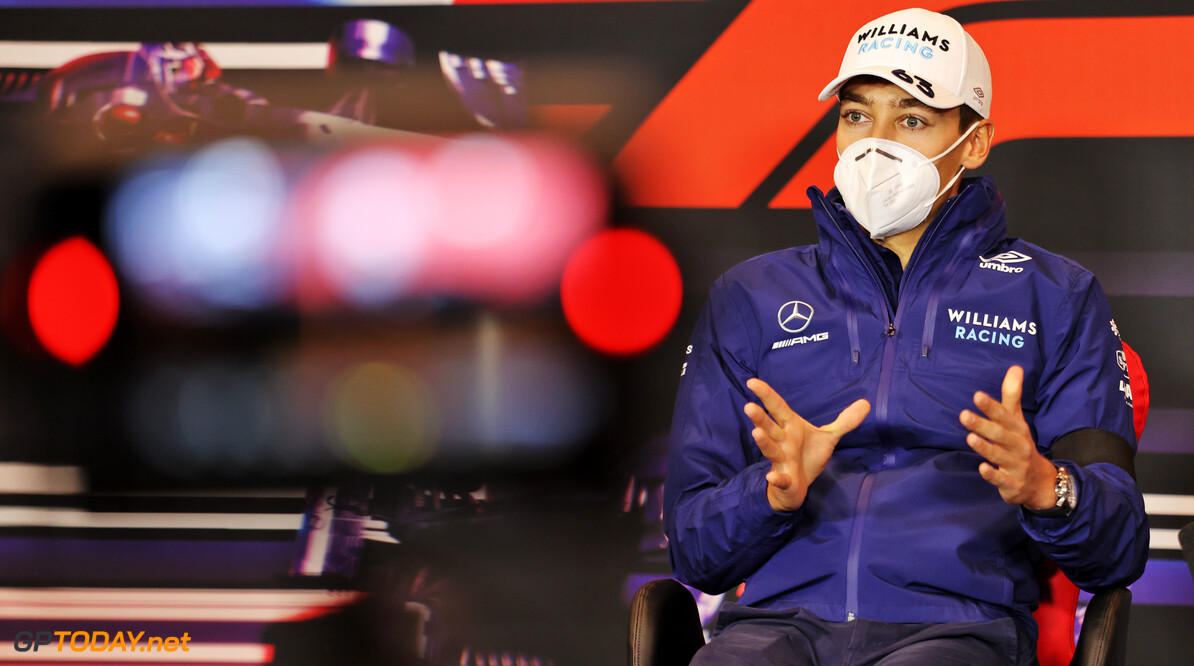 Gerucht in F1-paddock: Russell vrij van contract als Mercedes hem geen stoel geeft in 2022