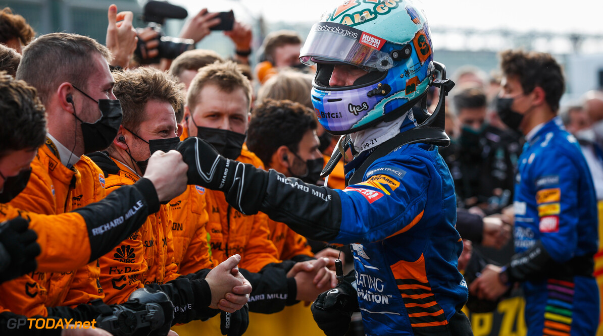 McLaren: "Kwestie van paar races voordat Ricciardo op zijn gemak is"