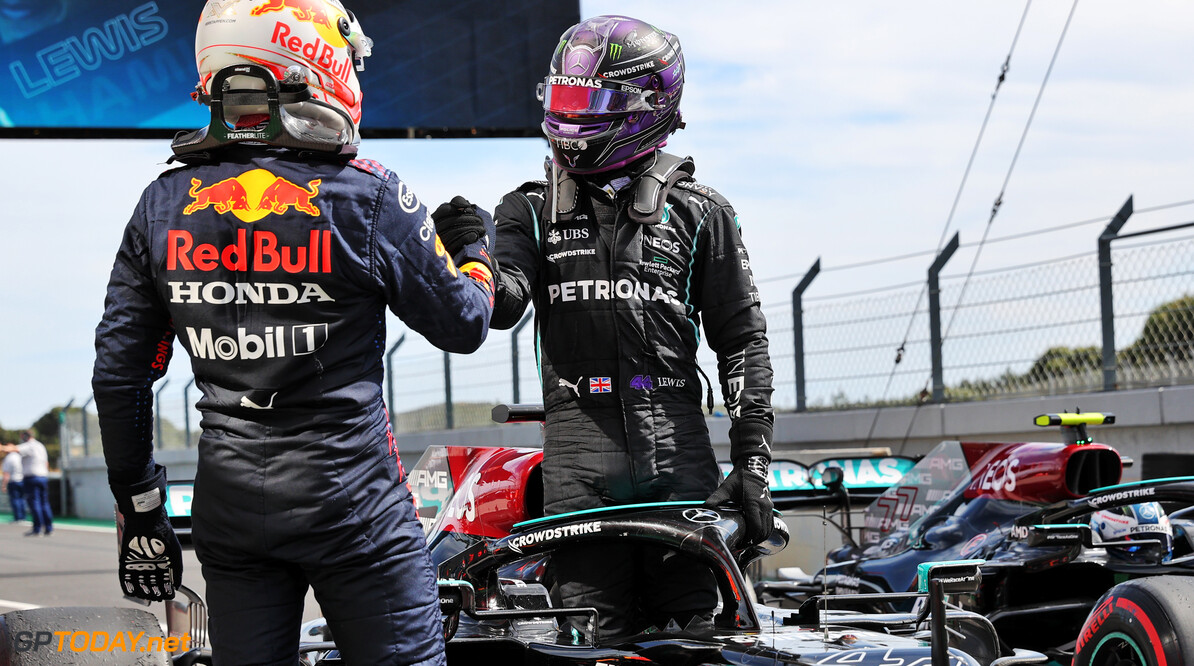 Hamilton ziet Red Bull niet maximaliseren: ''Ze maken meer fouten''