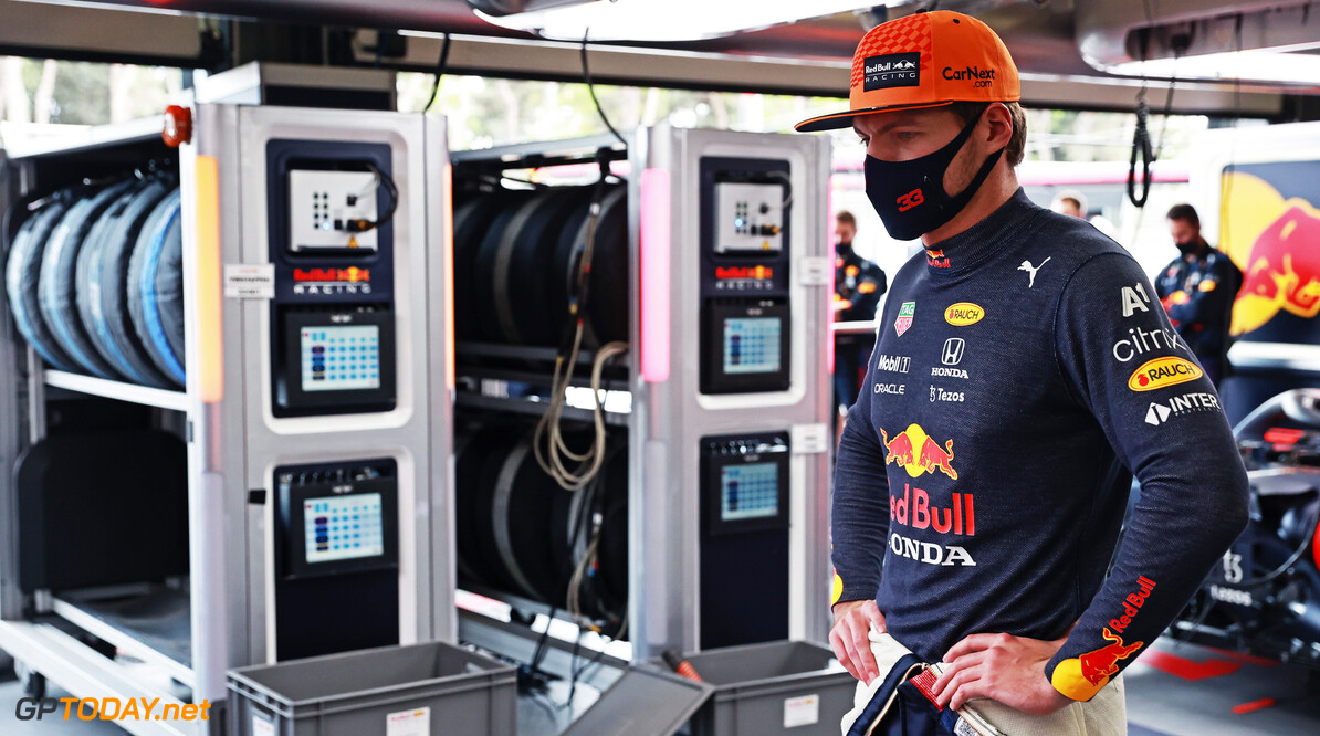 BAKU, AZERBAIJAN - JUNE 06: Max Verstappen of Netherlands and Red Bull Racing prepares to drive in the garage ahead of the F1 Grand Prix of Azerbaijan at Baku City Circuit on June 06, 2021 in Baku, Azerbaijan. (Photo by Mark Thompson/Getty Images) // Getty Images / Red Bull Content Pool  // SI202106060159 // Usage for editorial use only // 
F1 Grand Prix of Azerbaijan




SI202106060159
