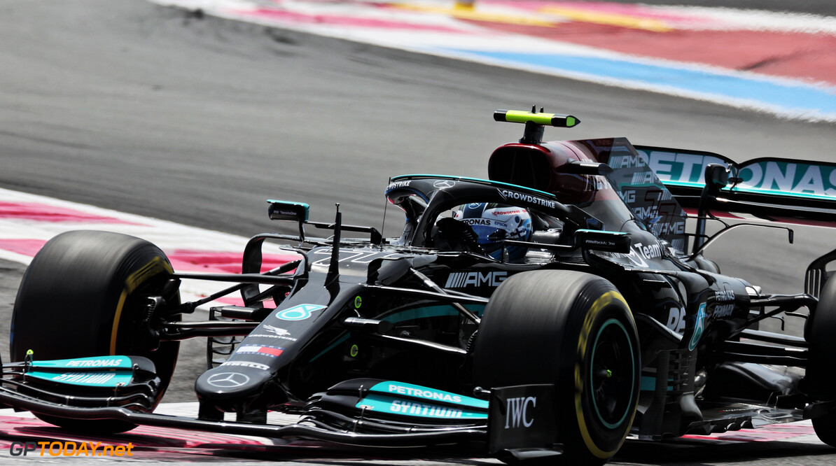 Bottas rijdt met chassis van Hamilton ineens drie tienden sneller