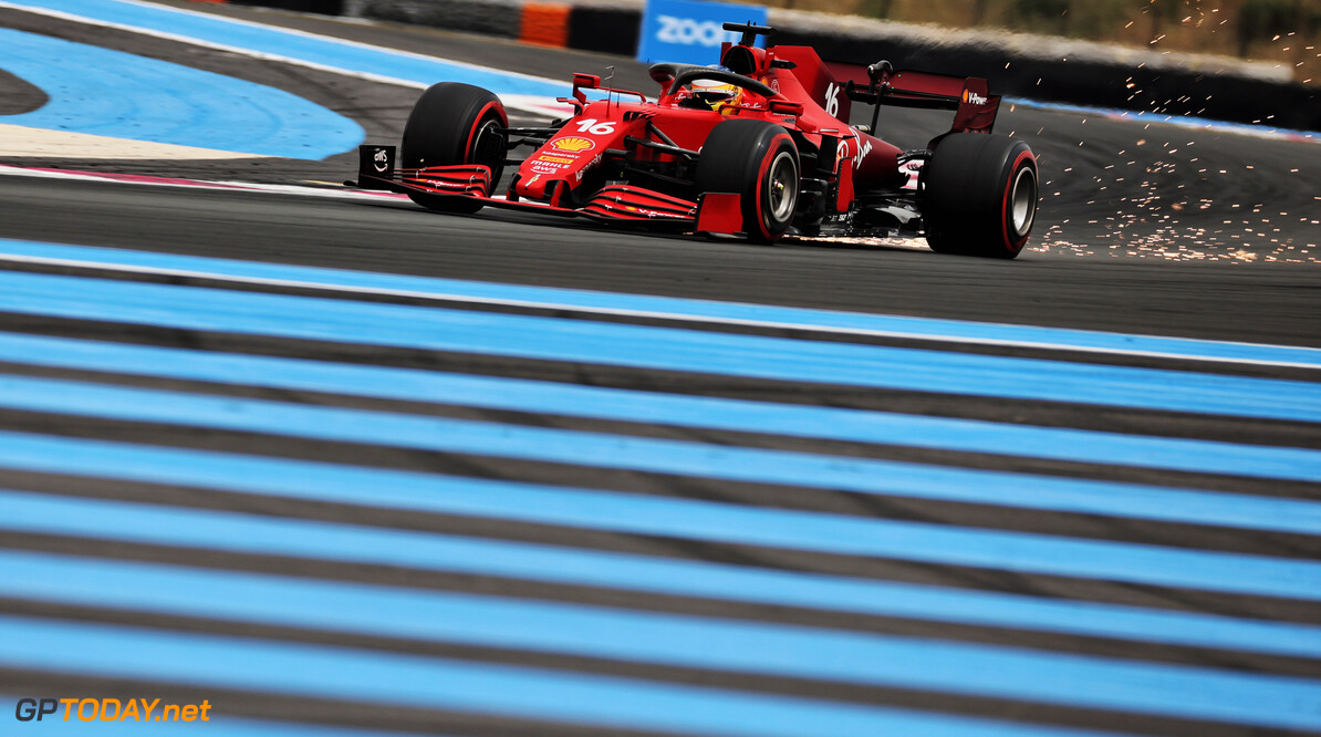 Charles Leclerc kan Ferrari niet breed maken en valt van P7 naar P16: "Moeilijkste race ooit"