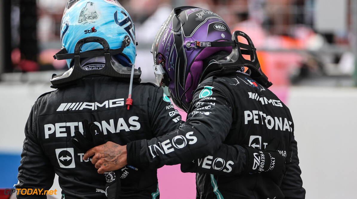 Toto Wolff praat voor Lewis Hamilton: "Lewis is neutraal over tweede rijder naast hem"