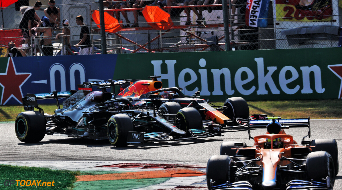 Hamilton: Met twee wereldtitels op zak zal Verstappen in 2023  geen fouten maken