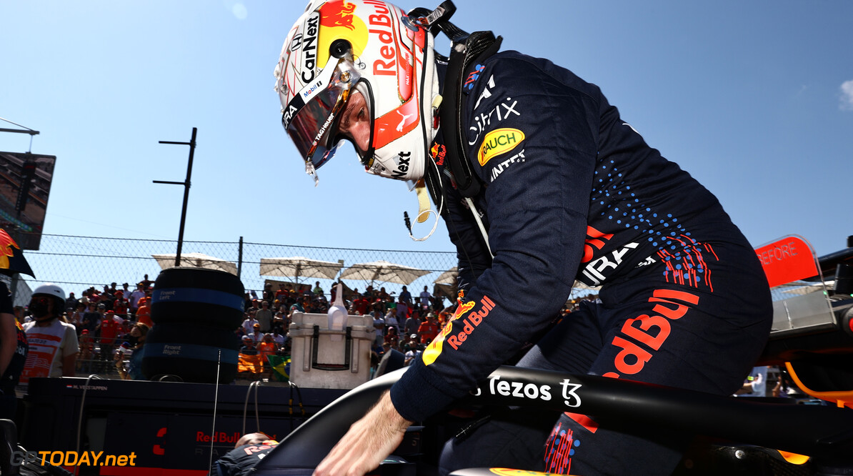 AUSTIN, TEXAS - OCTOBER 24: Max Verstappen of Netherlands and Red Bull Racing prepares to drive on the grid before the F1 Grand Prix of USA at Circuit of The Americas on October 24, 2021 in Austin, Texas. (Photo by Mark Thompson/Getty Images) // Getty Images / Red Bull Content Pool  // SI202110240666 // Usage for editorial use only // 
F1 Grand Prix of USA




SI202110240666