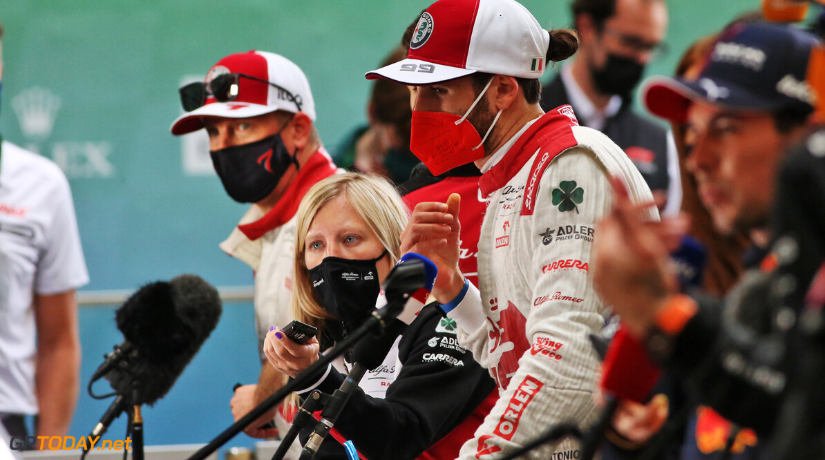 Räikkönen steunt Giovinazzi: "Hopelijk krijgt hij nog een kans"