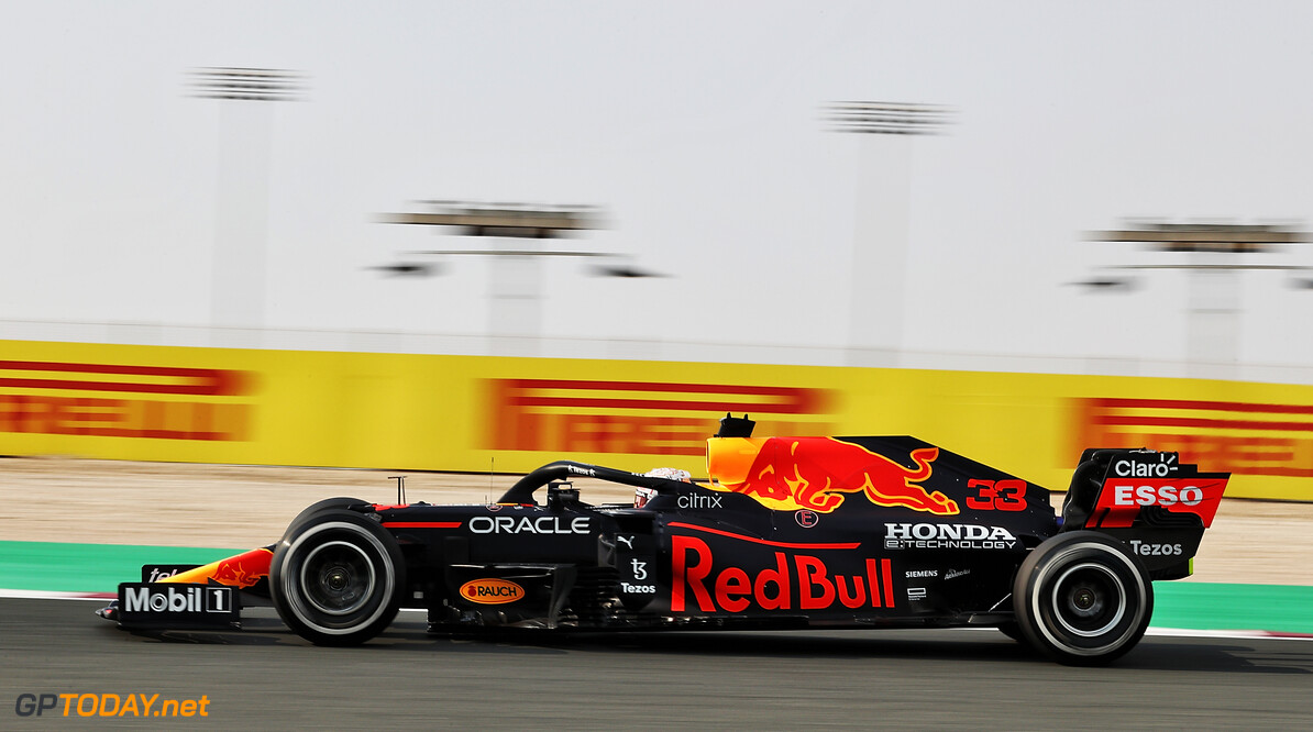 <b> Uitslag kwalificatie Qatar: </b> Hamilton pakt pole, Verstappen tweede