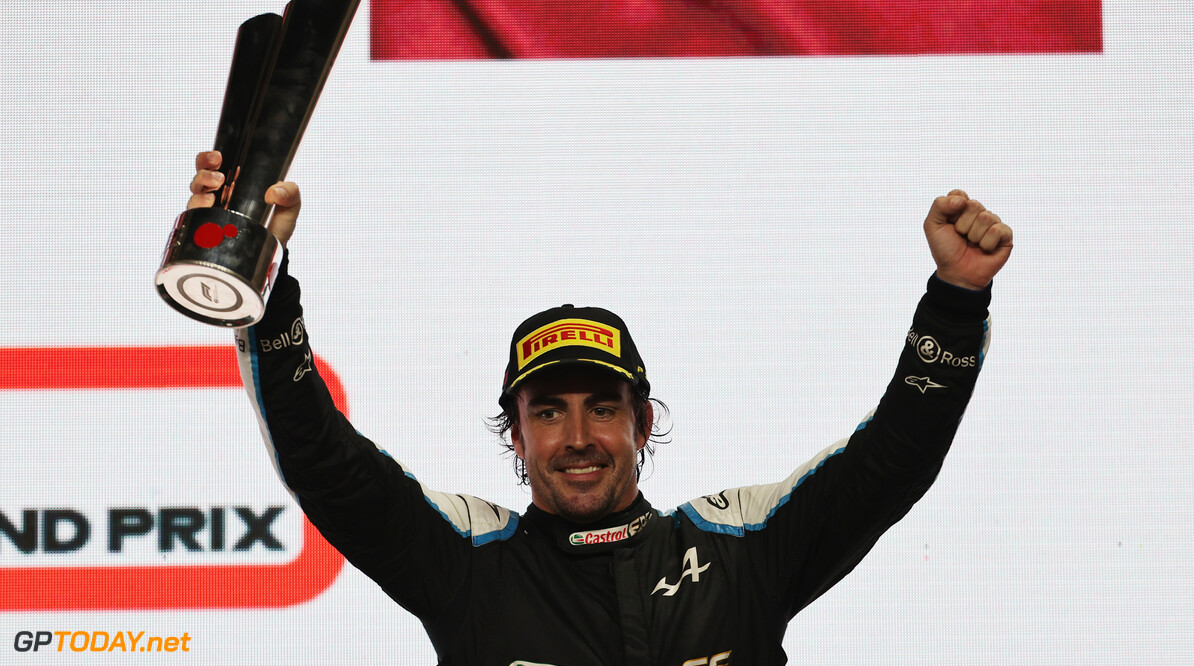 Alonso is klaar voor de podiums in 2022: "Klaar om de strijd aan te gaan"