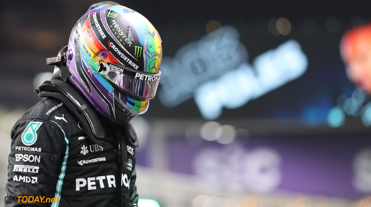 Hamilton moet vrezen voor tien plaatsen gridstraf in Abu Dhabi