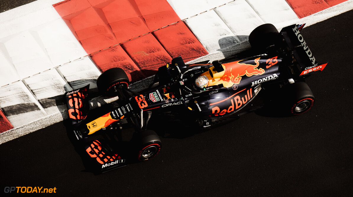 <b> VT3 Uitslag Abu Dhabi: </b> Verstappen jaagt op Hamilton