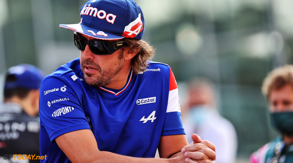Alonso: Aston Martin viert geen feest 'totdat er gewonnen wordt'
