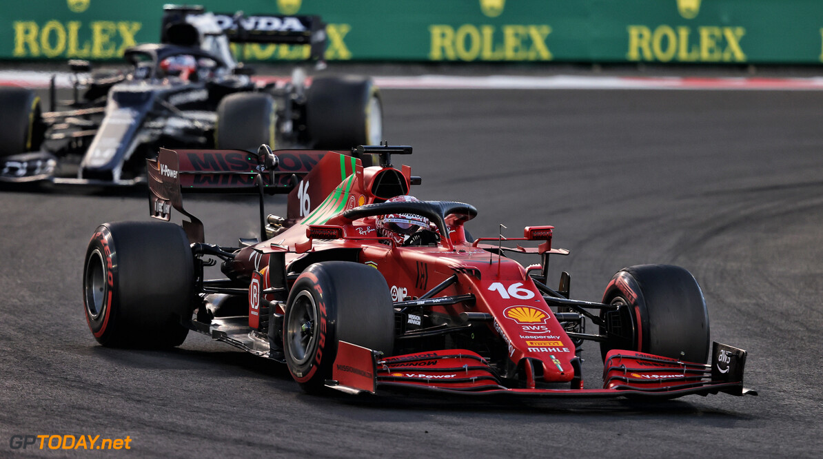 <b>Video: </b>Ferrari toont nieuwe livery en sponsor
