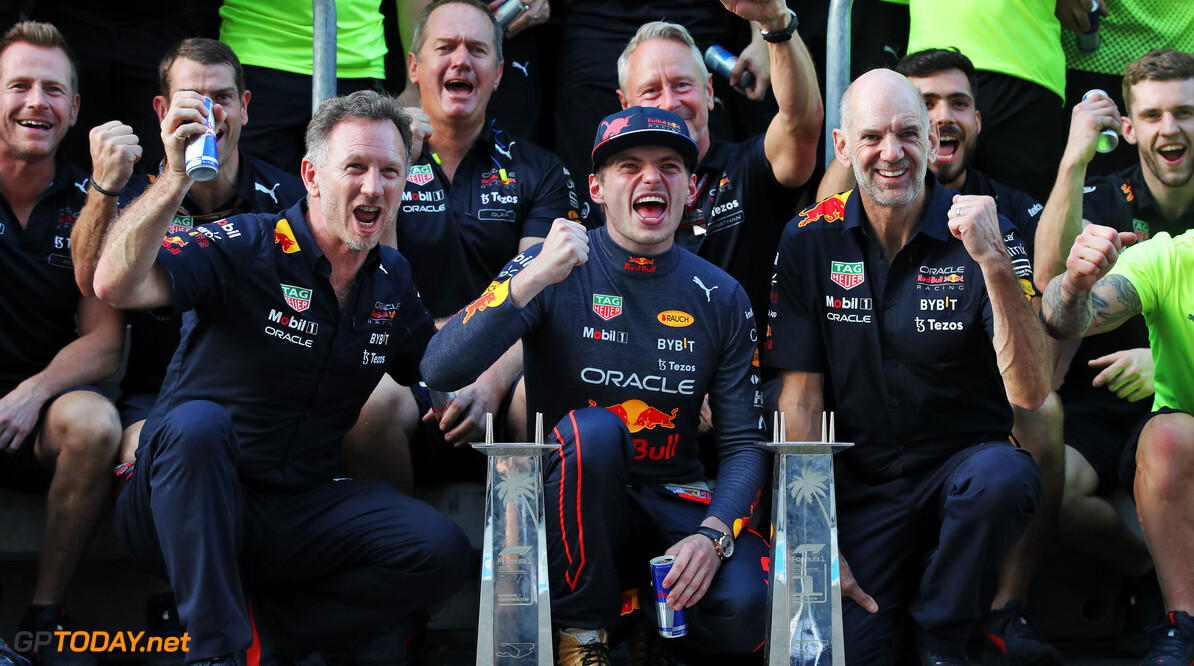 Red Bull steekt de draak met Aston Martin