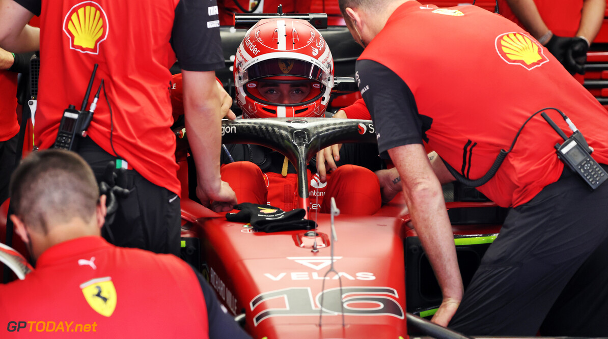 Ferrari breekt seizoensrecord met bandenwissel Leclerc