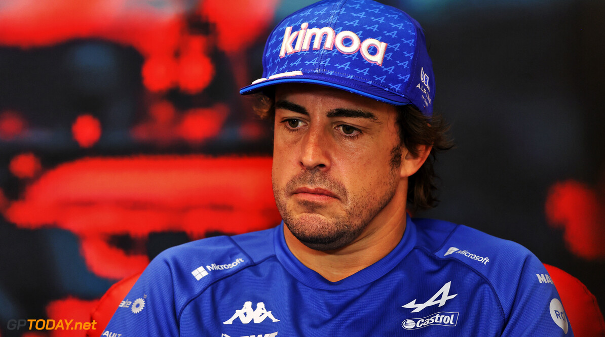 Fittipaldi zet vraagtekens bij overstap Alonso: "Er moet een reden voor zijn"