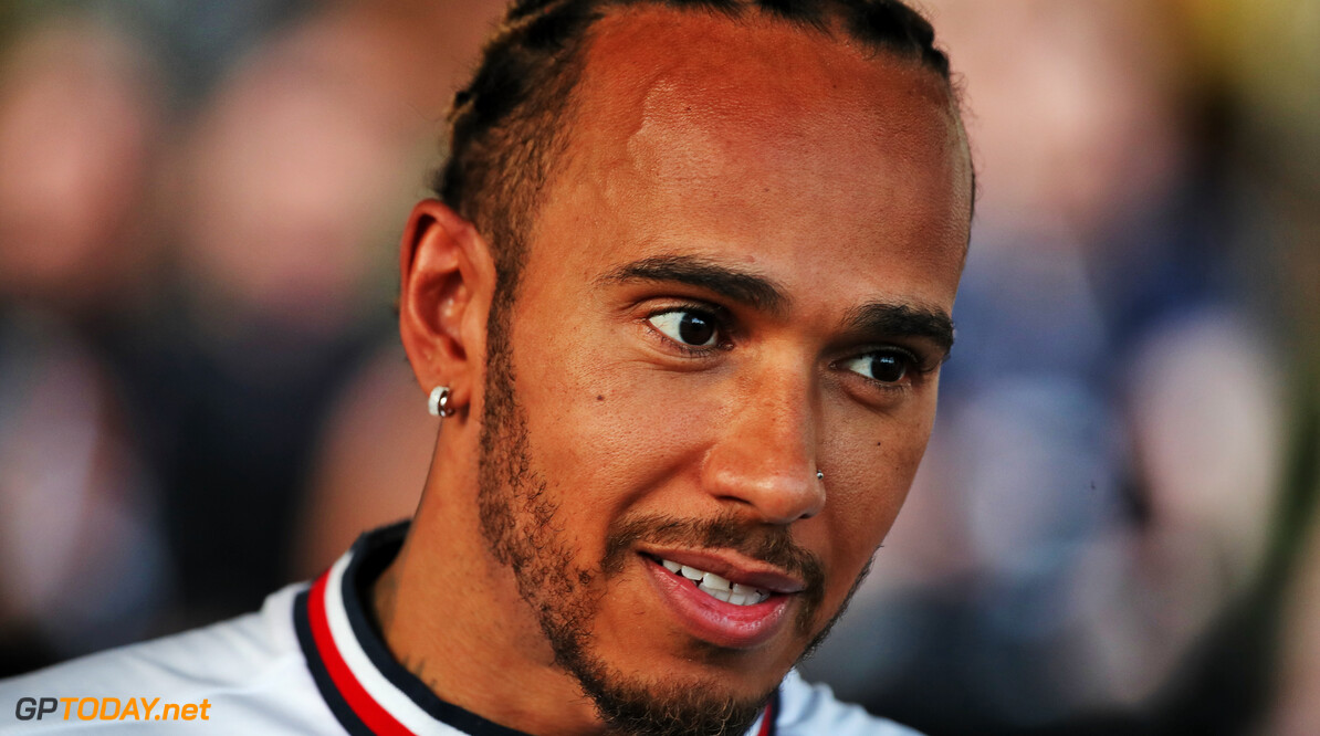 Hamilton neemt het op voor bekritiseerde Sky Sports-analiste