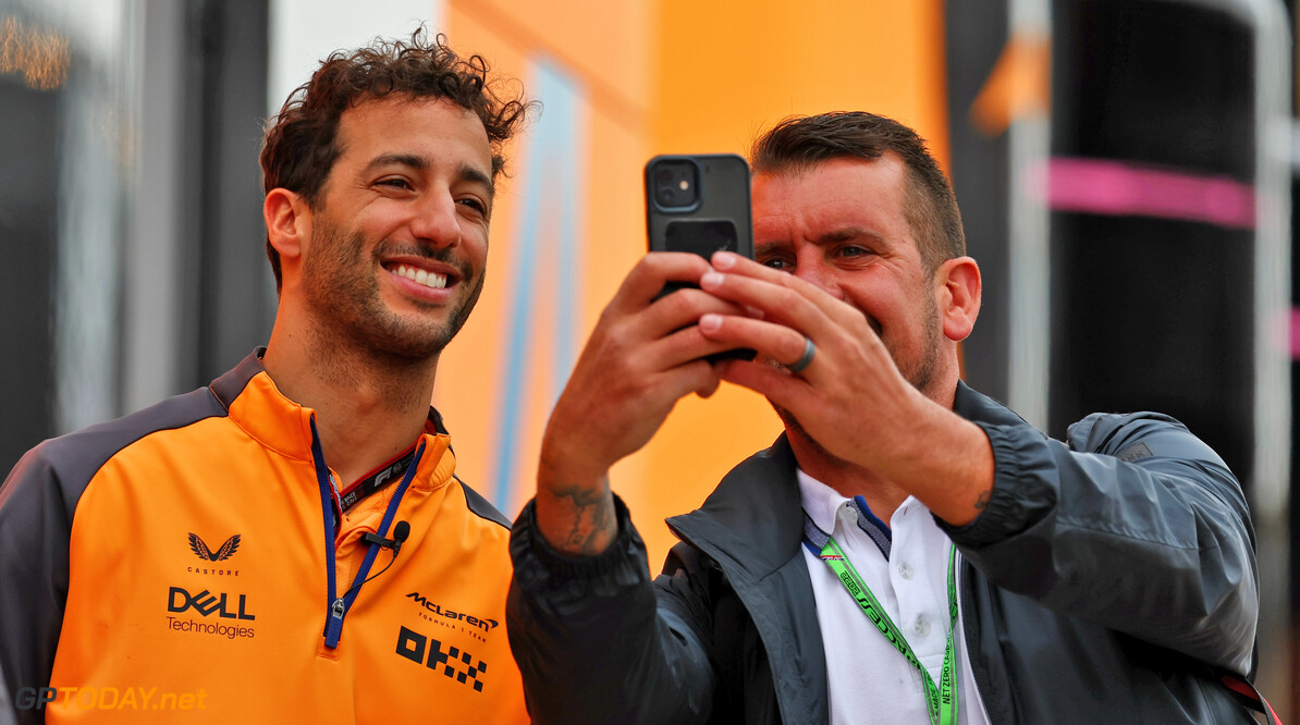 Ricciardo verklaart hopeloze race: "De DRS stond nog open"