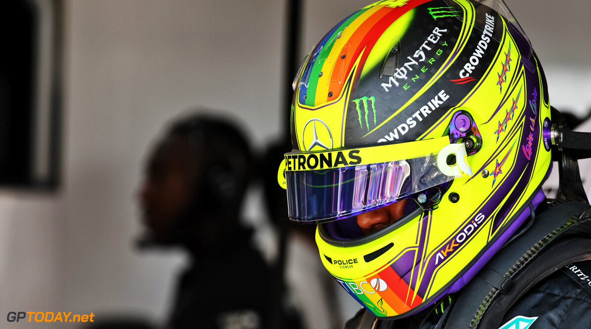 Hamilton negeert regelwijziging FIA: "Voor mij verandert er niets"