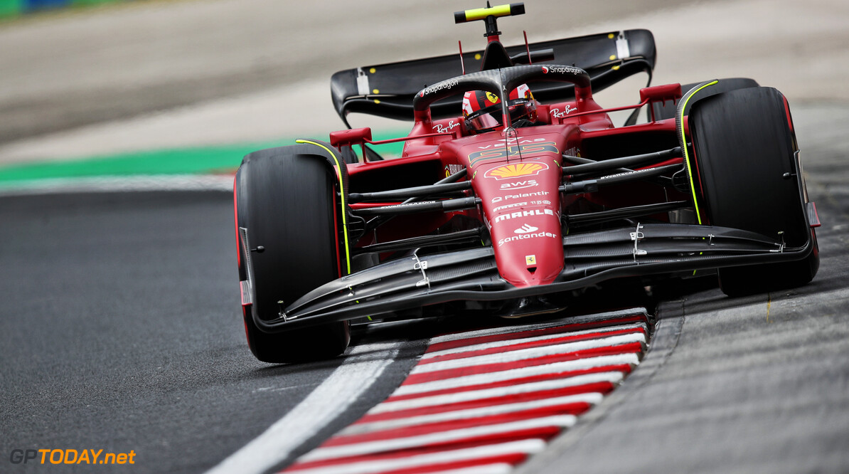 <b> Uitslag VT1 België: </b> Ferrari's nipt sneller dan Verstappen in Spa
