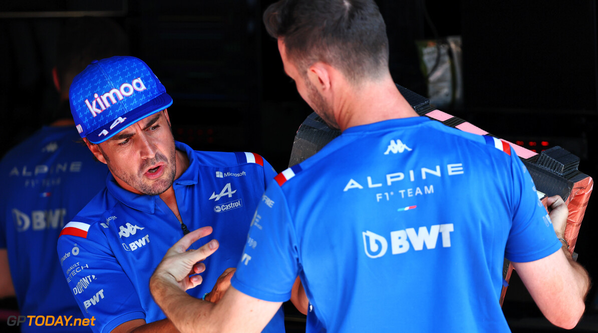 Alonso: "Bij Alpine maakte ze zich druk over Piastri, Piastri en Piastri"