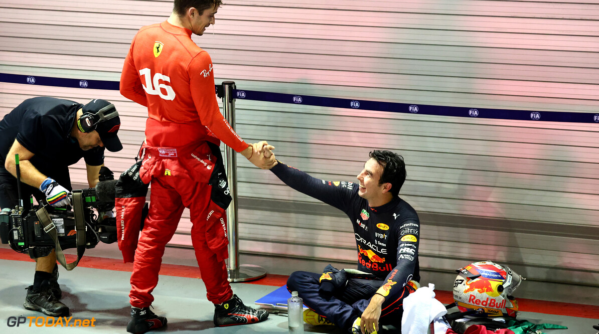 Formula One World Championship
2nd place Charles Leclerc (MON) Ferrari F1-75 with 1st place Sergio Perez (MEX) Red Bull Racing RB18.
02.10.2022. Formula 1 World Championship, Rd 17, Singapore Grand Prix, Marina Bay Street Circuit, Singapore, Race Day.
- www.xpbimages.com, EMail: requests@xpbimages.com (C) Copyright: Batchelor / XPB Images
Motor Racing - Formula One World Championship - Singapore Grand Prix - Race Day - Singapore, Singapore
XPB Images
Singapore
Singapore

Formel1 Formel F1 Formula 1 Formula1 GP Grand Prix one Marina Bay Street Circuit October Singapore Sunday 02 2 10 2022 Podium Portrait