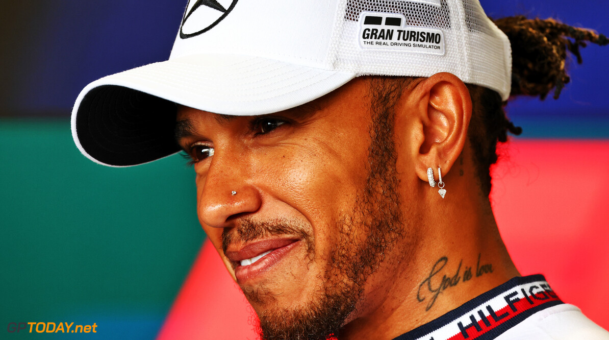 Hamilton sluit jaar af met opvallende FIA-prijs