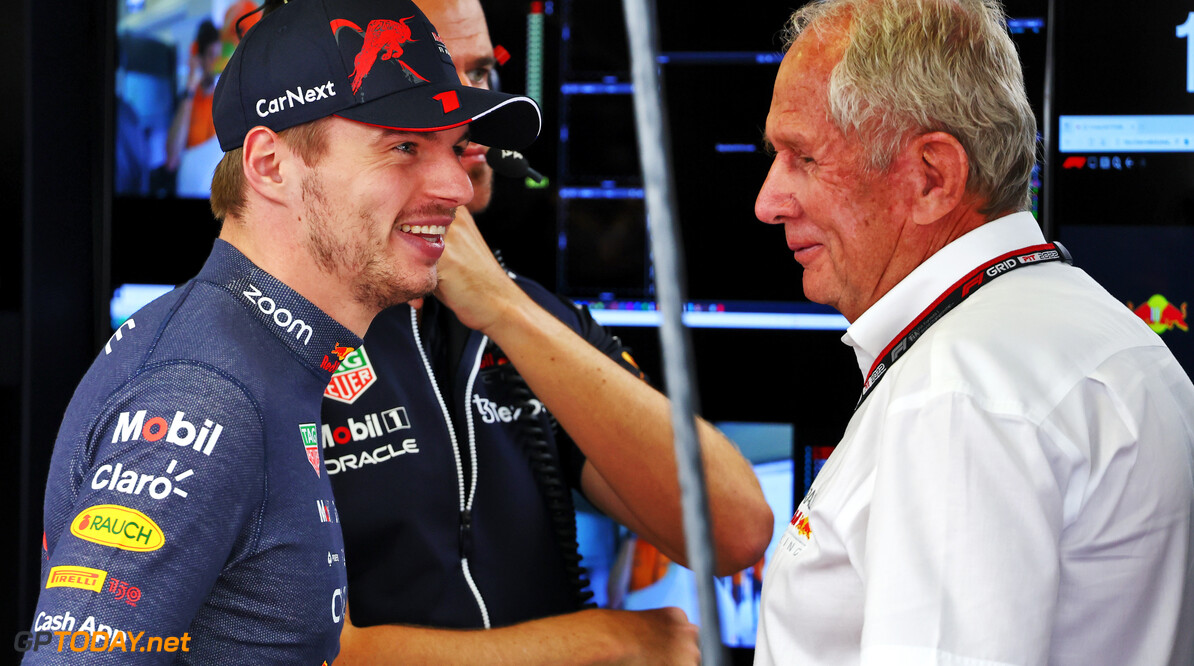 Marko lacht om Hamilton-gerucht: "Hij is niet blij dat hij niet de best betaalde coureur is"