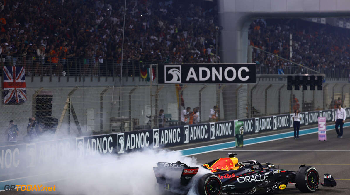 <b>Video: </b>Red Bull Racing blikt terug op onvergetelijk en bijzonder seizoen